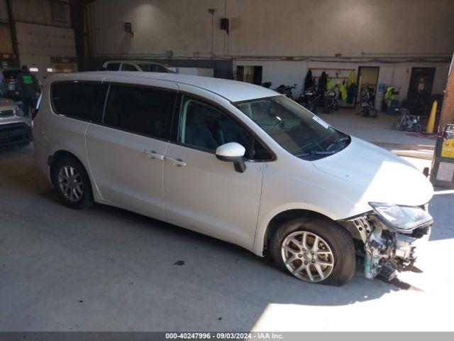  Salvage Chrysler Voyager