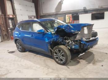  Salvage Kia Seltos