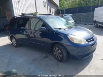  Salvage Toyota Sienna