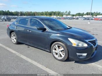  Salvage Nissan Altima