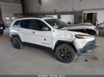  Salvage Jeep Cherokee