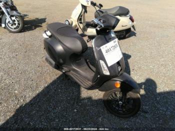  Salvage Vespa Piaggio