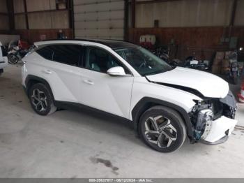  Salvage Hyundai TUCSON