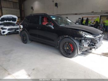  Salvage Porsche Cayenne