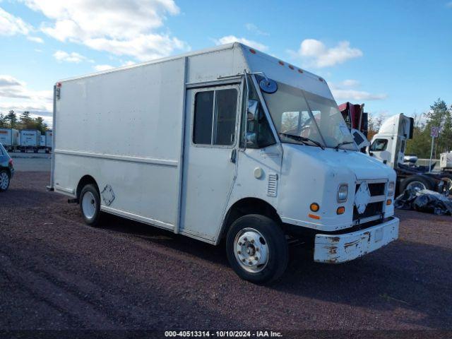  Salvage Freightliner Chassis