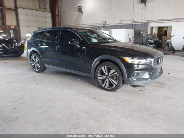  Salvage Volvo V60 Cross Country