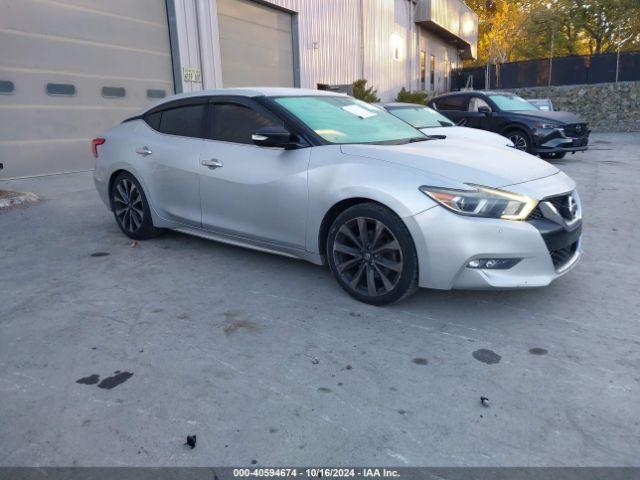  Salvage Nissan Maxima