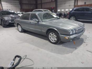  Salvage Jaguar Xj8