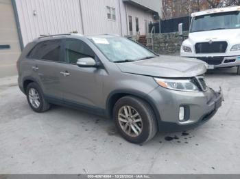  Salvage Kia Sorento