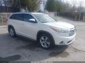  Salvage Toyota Highlander