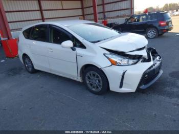  Salvage Toyota Prius v