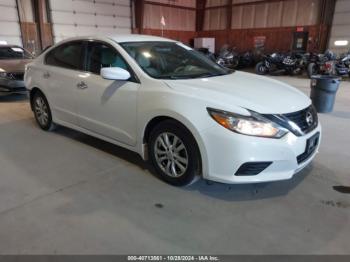  Salvage Nissan Altima