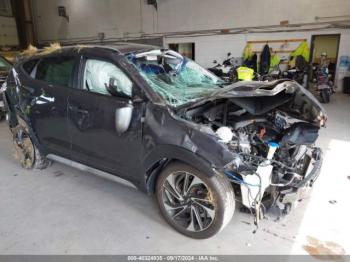  Salvage Hyundai TUCSON