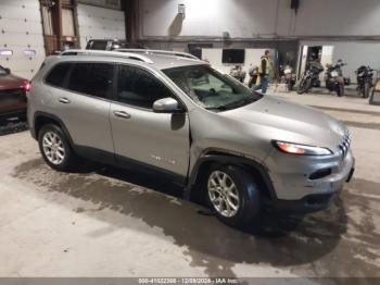  Salvage Jeep Cherokee