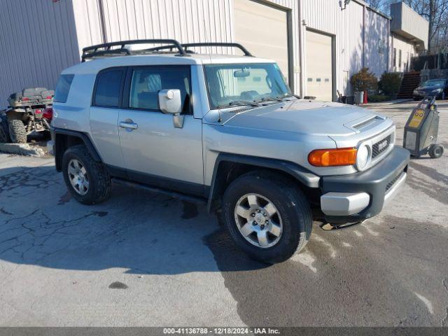  Salvage Toyota FJ Cruiser