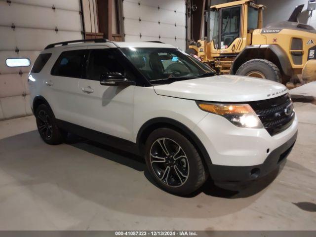  Salvage Ford Explorer