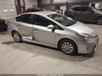  Salvage Toyota Prius