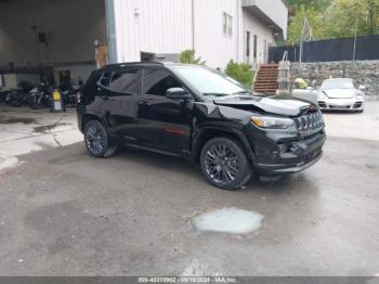  Salvage Jeep Compass