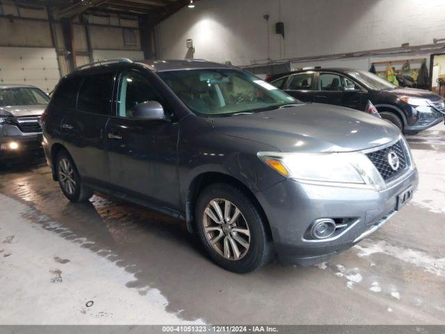  Salvage Nissan Pathfinder