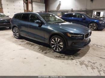  Salvage Volvo V60 Cross Country