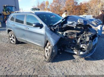  Salvage Jeep Cherokee