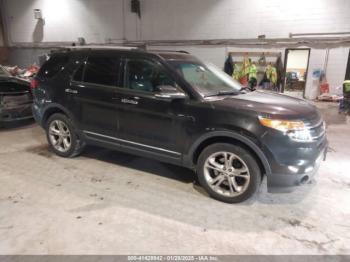  Salvage Ford Explorer