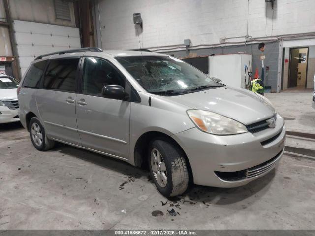  Salvage Toyota Sienna