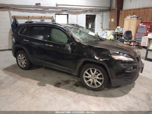  Salvage Jeep Cherokee