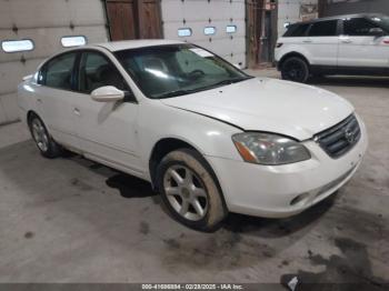  Salvage Nissan Altima