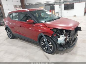  Salvage Nissan Kicks