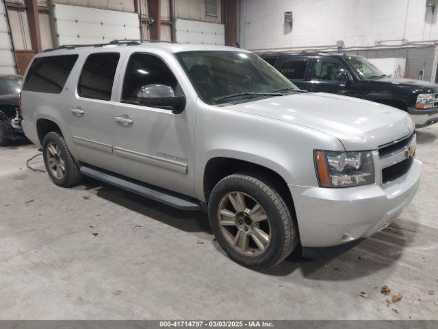  Salvage Chevrolet Suburban 1500