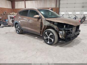  Salvage Hyundai TUCSON