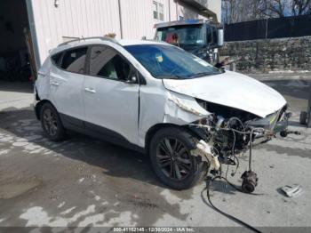  Salvage Hyundai TUCSON