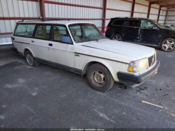  Salvage Volvo 240
