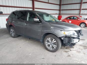  Salvage Nissan Pathfinder