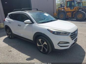  Salvage Hyundai TUCSON