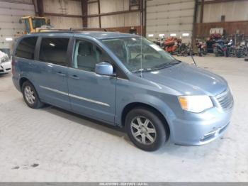  Salvage Chrysler Town & Country