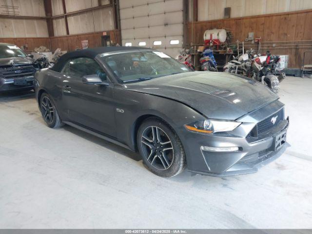 Salvage Ford Mustang