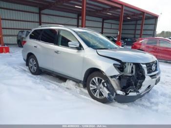  Salvage Nissan Pathfinder