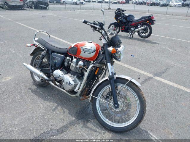  Salvage Triumph Motorcycle T100