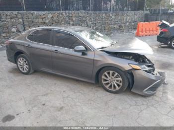  Salvage Toyota Camry