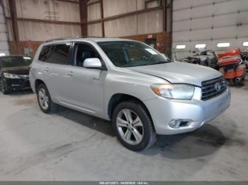  Salvage Toyota Highlander