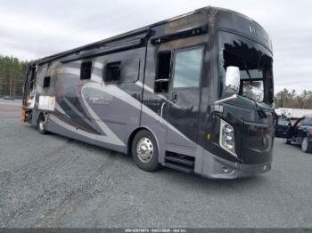  Salvage Freightliner Chassis