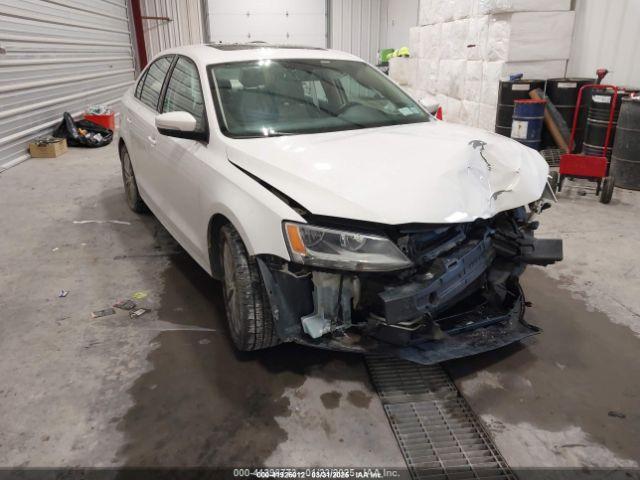  Salvage Volkswagen Jetta