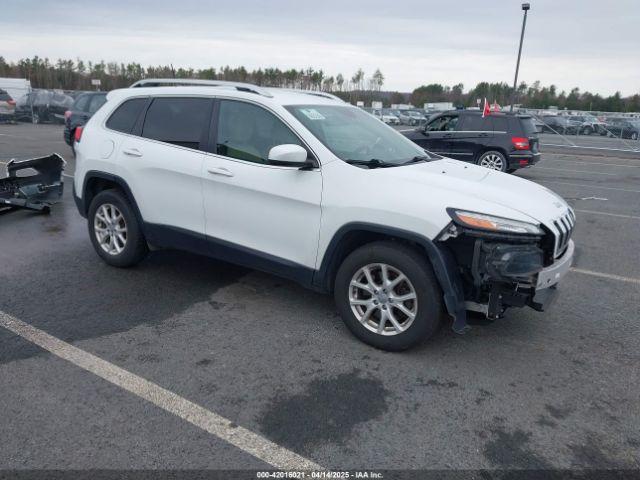  Salvage Jeep Cherokee