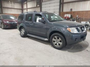  Salvage Nissan Pathfinder