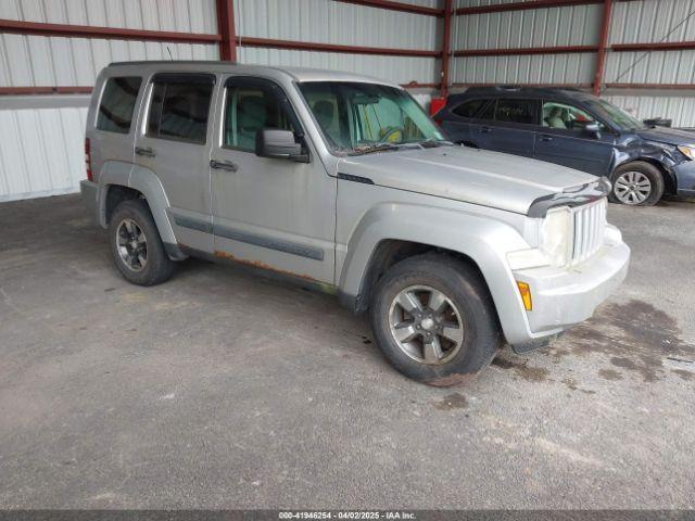  Salvage Jeep Liberty