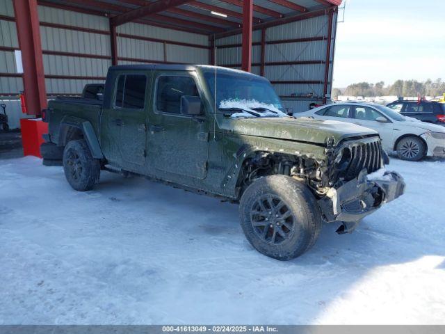  Salvage Jeep Gladiator