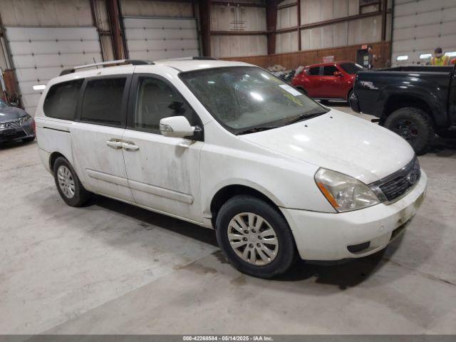  Salvage Kia Sedona