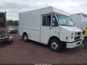  Salvage Freightliner Chassis